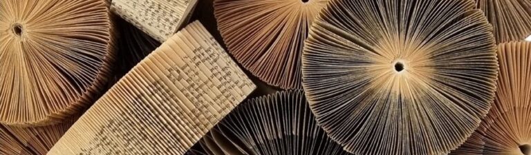 Read more about the article משולש אהבה: תערוכה קבוצתית בהרצליה