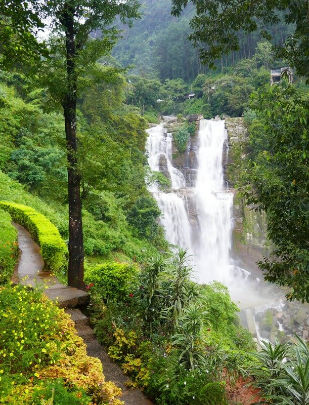 Ella Sri Lanka mountain views – one of the best places to explore in the country.